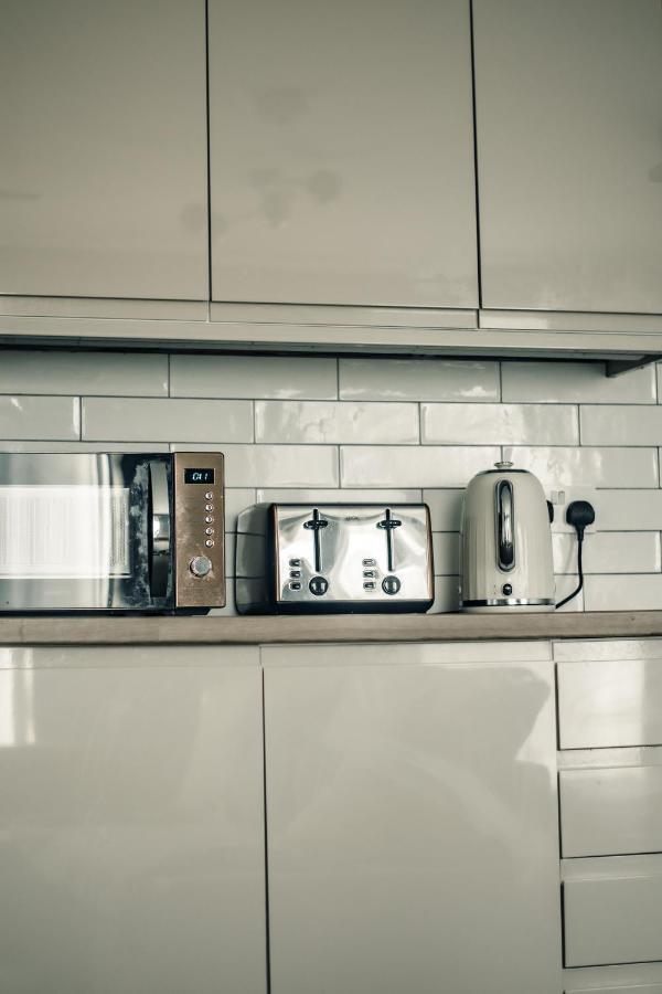 Dealhouse Apartments 10 Huddersfield Dış mekan fotoğraf