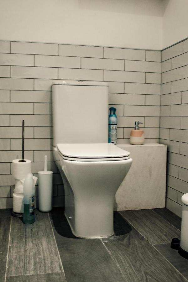 Dealhouse Apartments 10 Huddersfield Dış mekan fotoğraf
