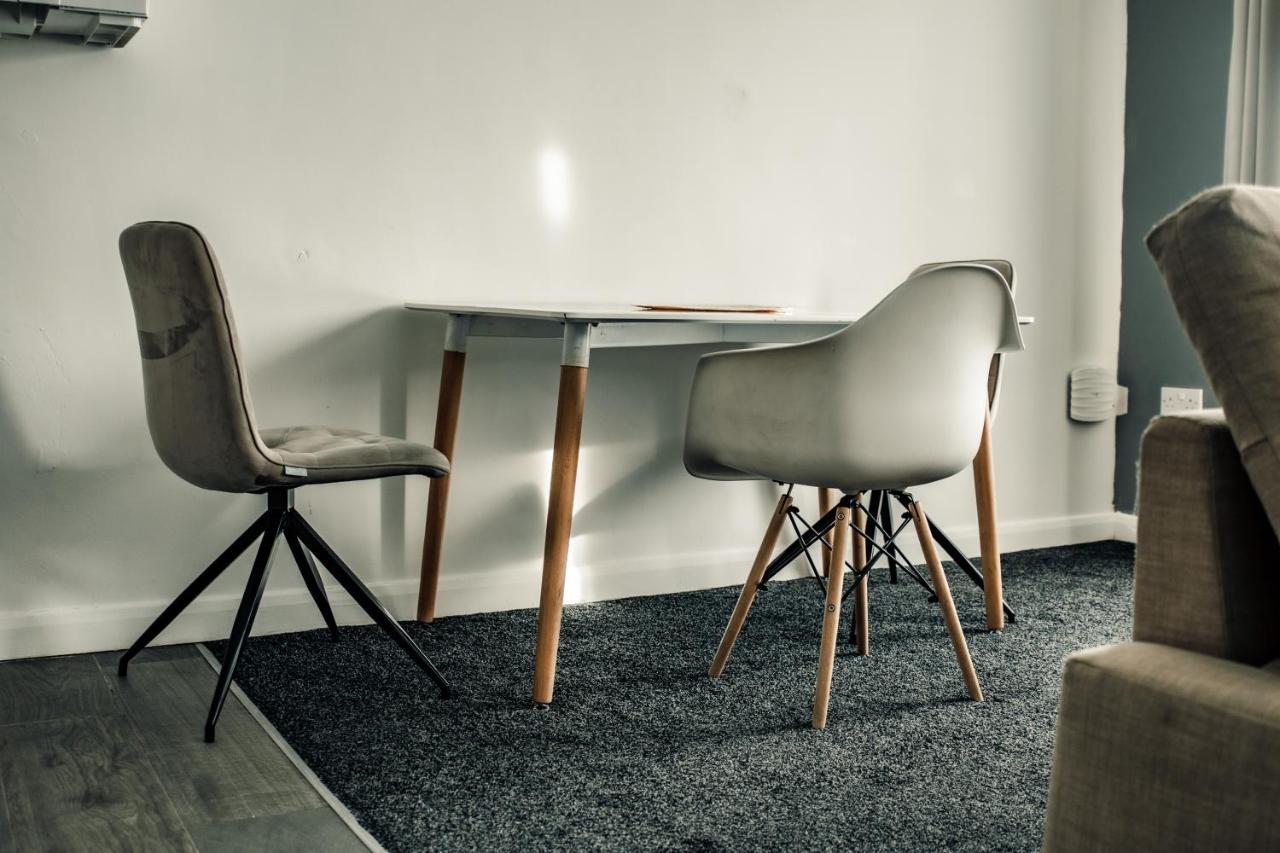 Dealhouse Apartments 10 Huddersfield Dış mekan fotoğraf
